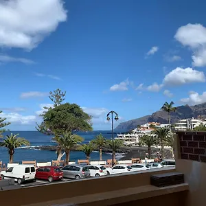 La Arena Sea Front , Puerto de Santiago (Tenerife) Spagna